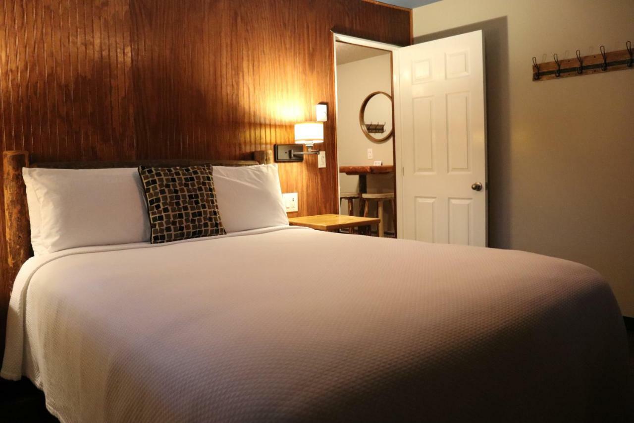 Lone Fir Resort Cougar Esterno foto