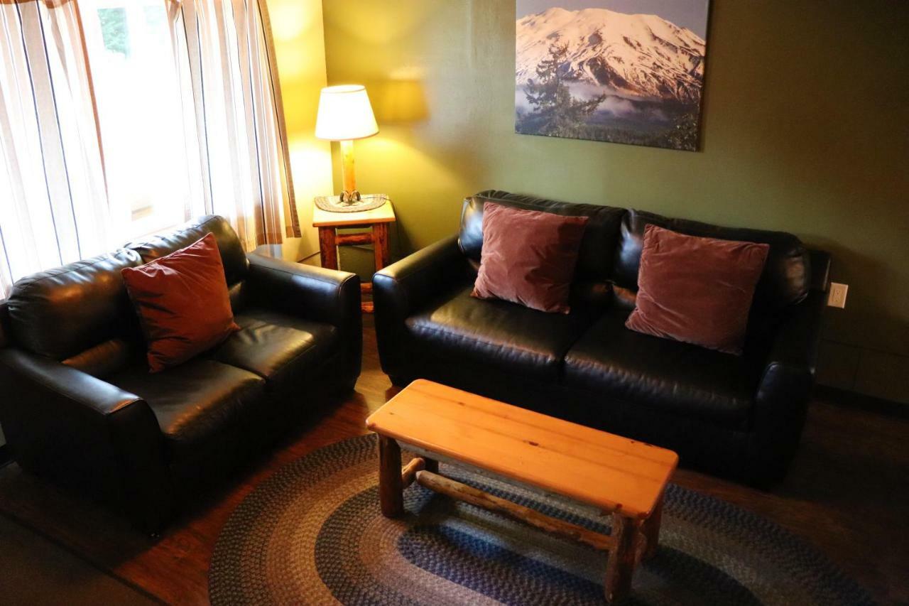 Lone Fir Resort Cougar Esterno foto