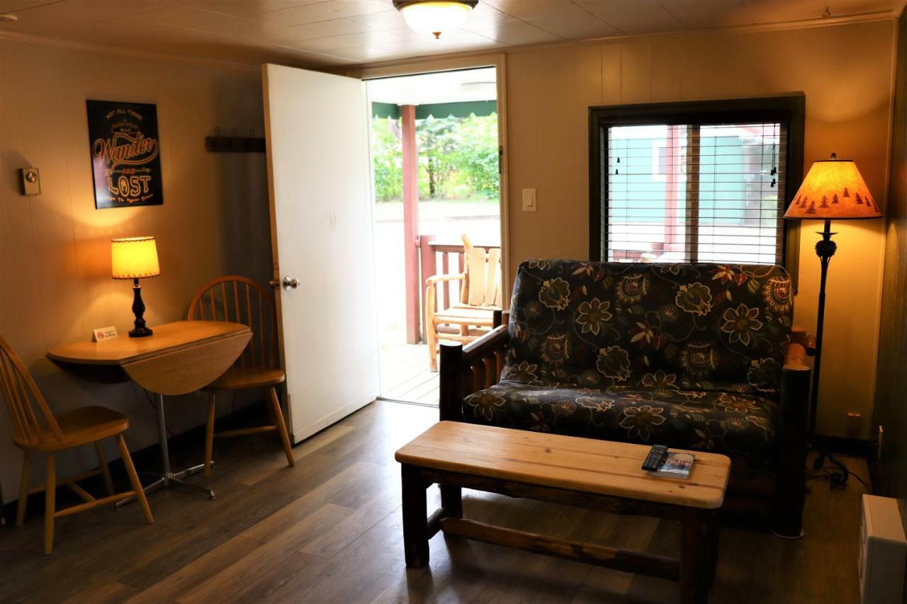 Lone Fir Resort Cougar Esterno foto