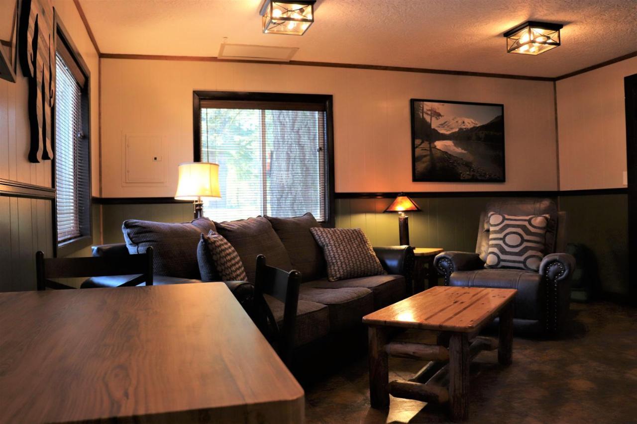 Lone Fir Resort Cougar Esterno foto